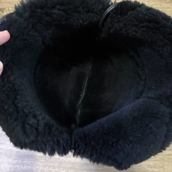 UGG Shearling Trimmed Shoulder Bag - Picture 3 of 8